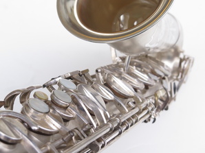 Saxophone-alto-Lebblanc-semi-rationnel-argenté-sablé-gravé-13 2