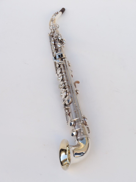 saxophone-soprano-King-Saxello-argenté-sablé-plaqué-or-5-e1579622828133.jpg