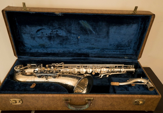 French Makes & Models / Buffet-Crampon (Evette & Schaeffer Cie.) S.A. / Dynaction / Bb Tenor Serial # ? - display this album Bb Tenor Serial # ?