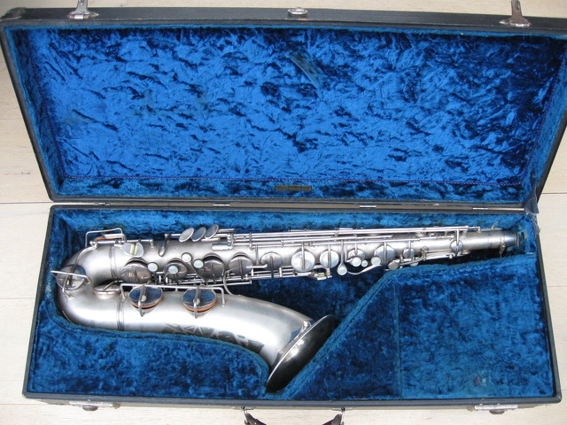 Gebrüder Mönnig Diamant Grand Prix Tenor sax saxophone moennig.JPG