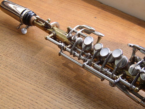front_view_upper_portion_with_mouthpiece.jpg